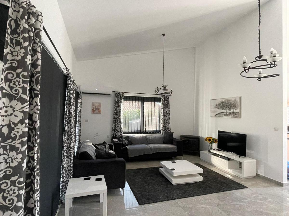 Villa Ambios Пейя Екстер'єр фото